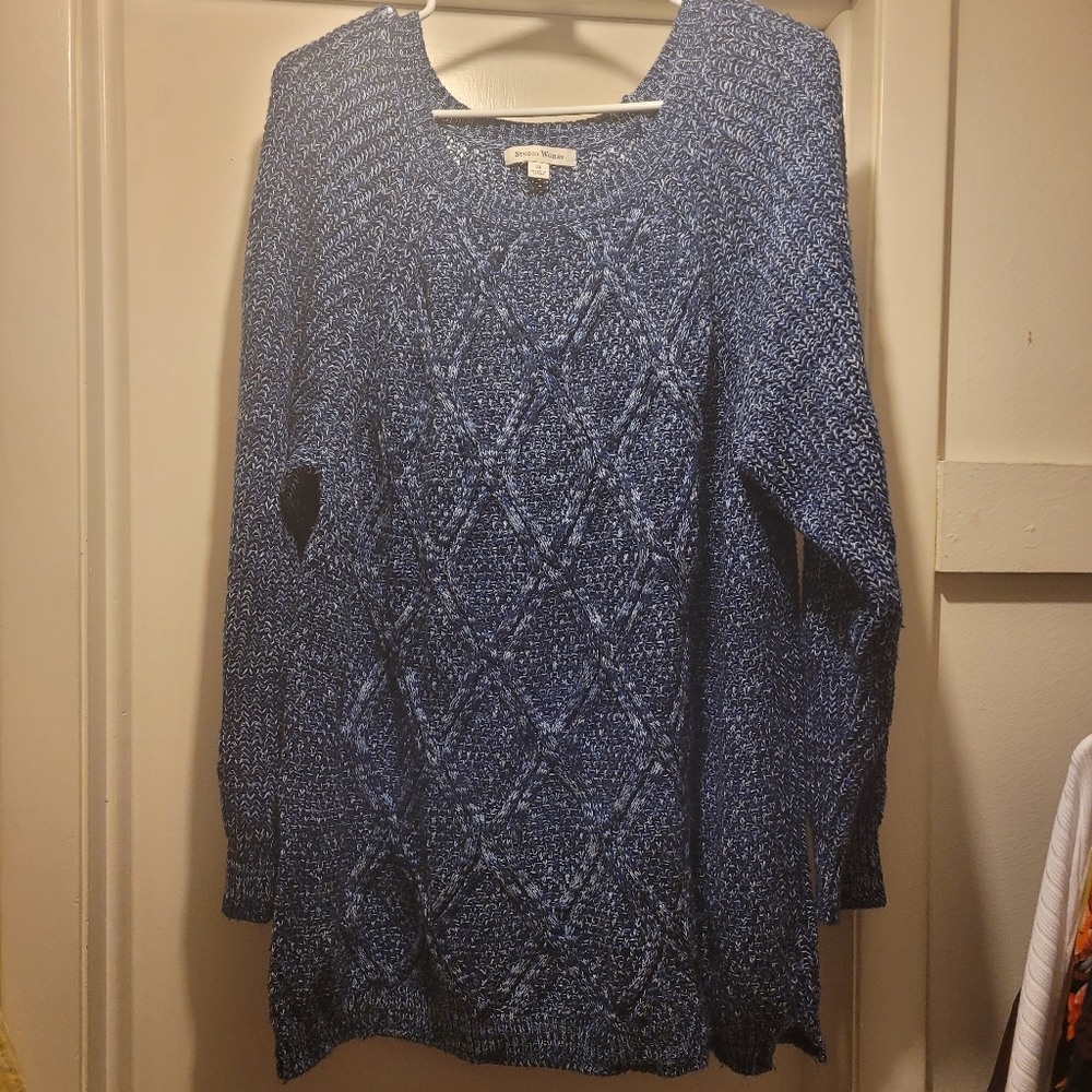 Chunky blue sweater